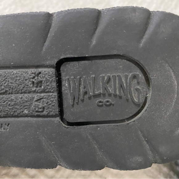 Walking Co. Lace Up Shoes - Picture 7 of 11